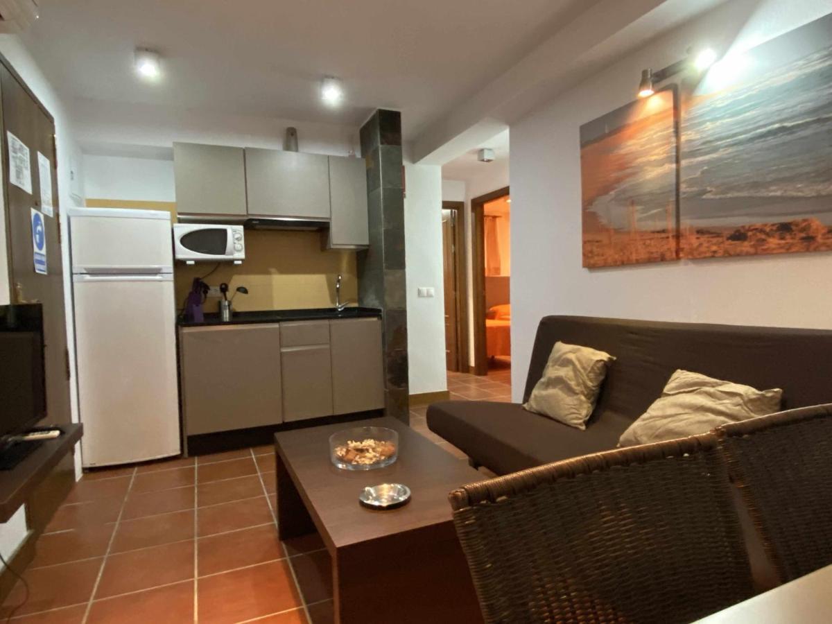 Apartamento Con Aire Acondicionado Muy Cerca De La Cádis Exterior foto