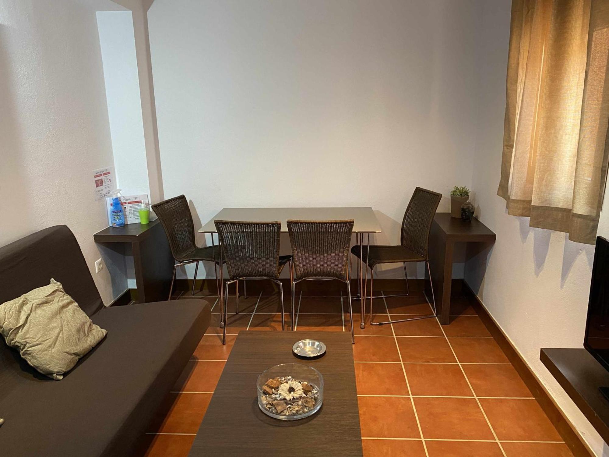 Apartamento Con Aire Acondicionado Muy Cerca De La Cádis Exterior foto